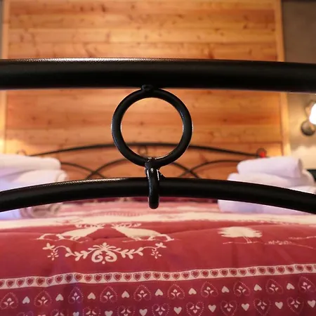 Nocleg ze śniadaniem La Slitta 3*